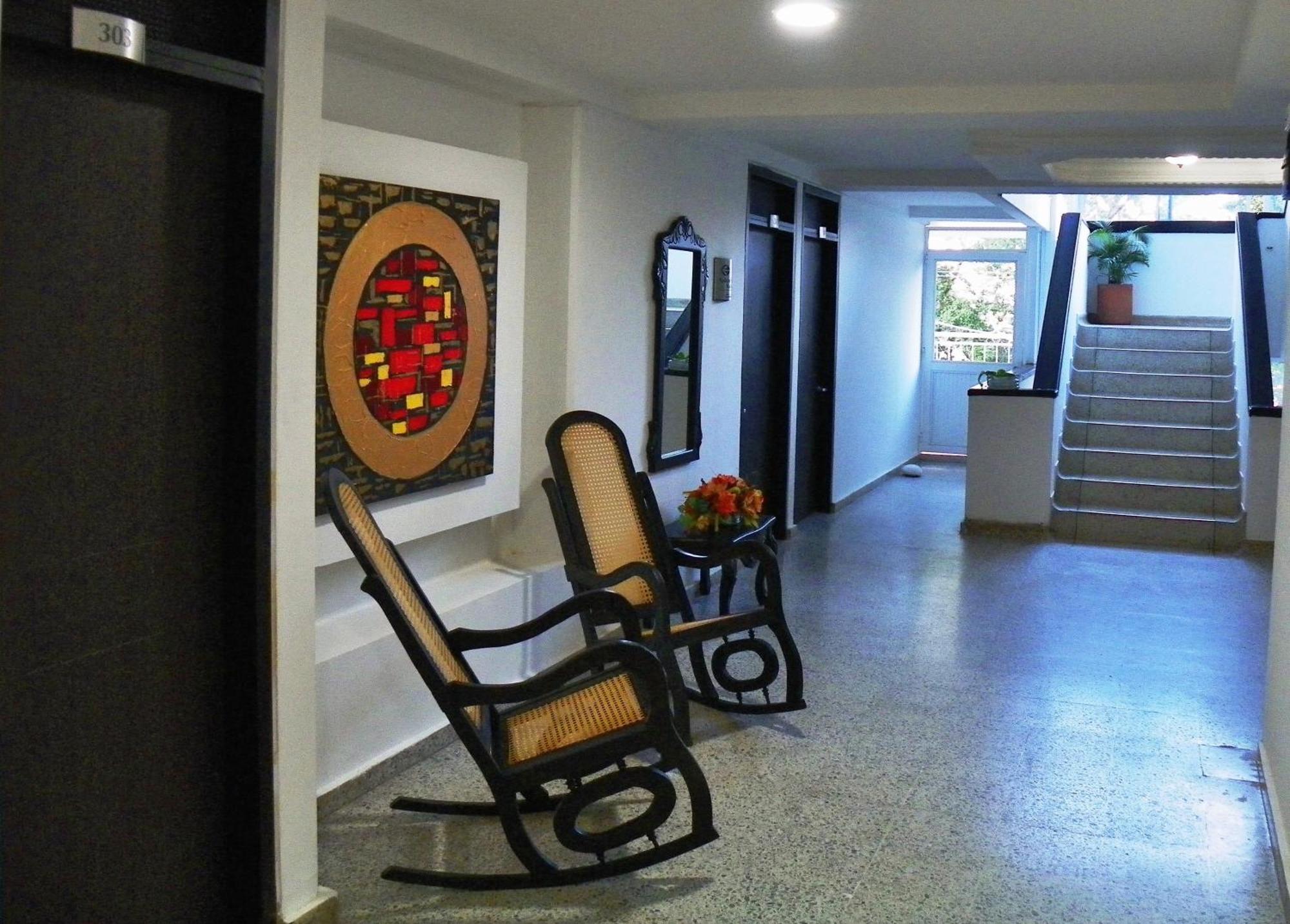 Hotel Arawak Upar فاليدوبار المظهر الخارجي الصورة