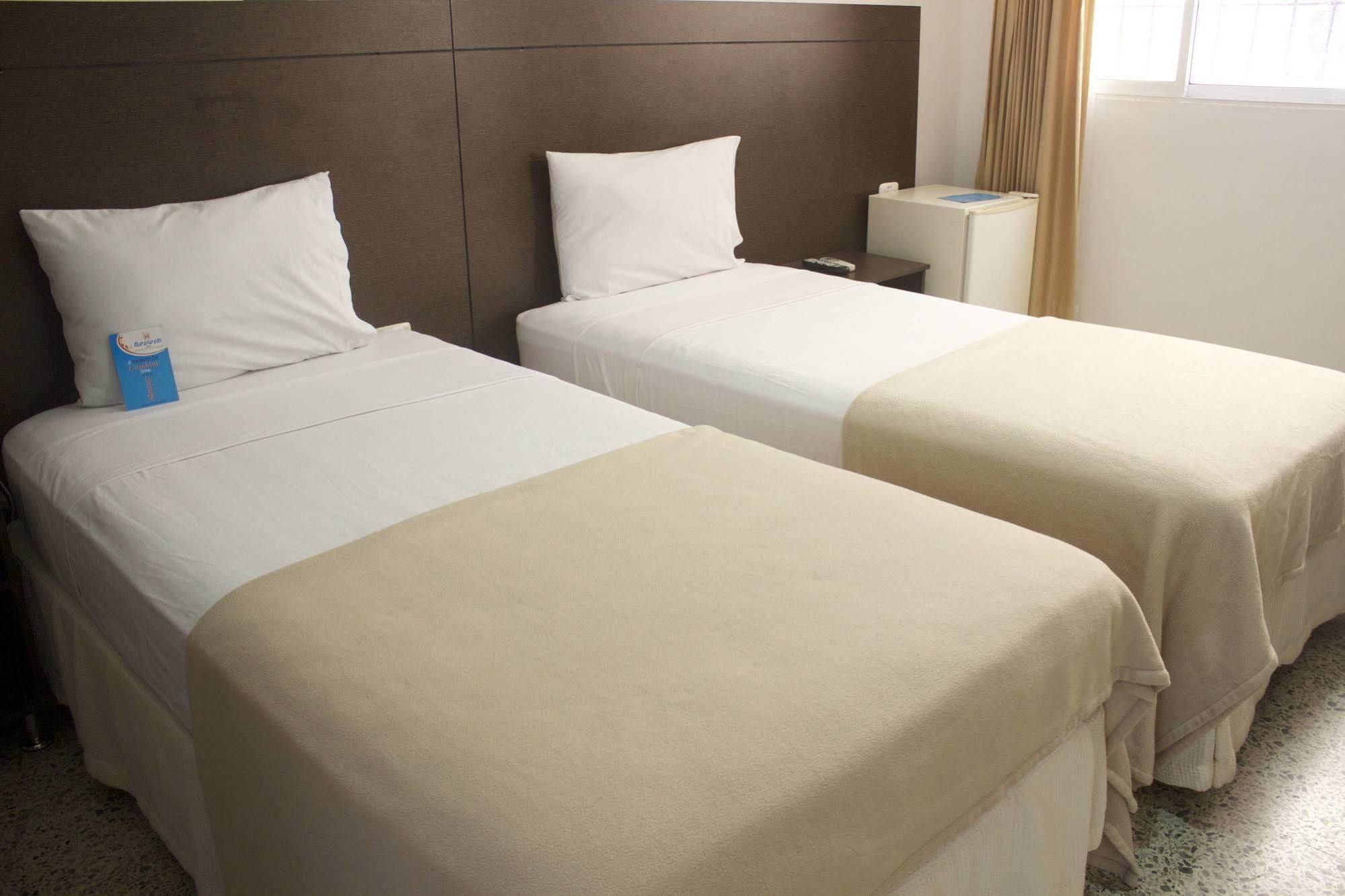 Hotel Arawak Upar فاليدوبار المظهر الخارجي الصورة