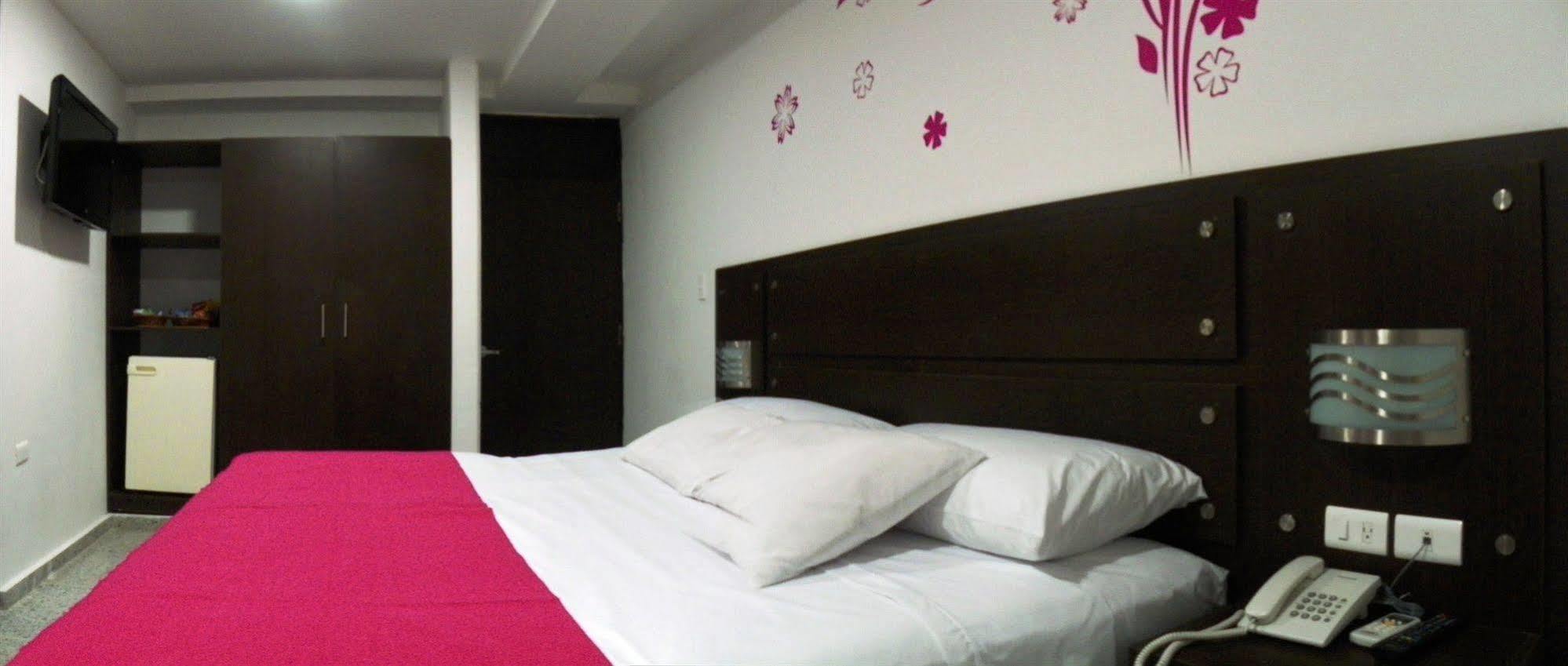 Hotel Arawak Upar فاليدوبار المظهر الخارجي الصورة