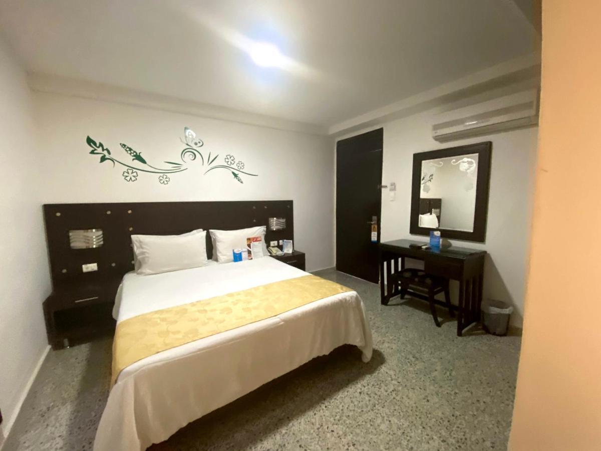 Hotel Arawak Upar فاليدوبار المظهر الخارجي الصورة