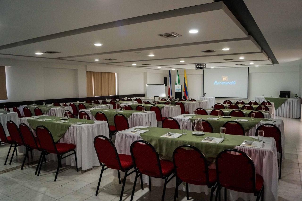 Hotel Arawak Upar فاليدوبار المظهر الخارجي الصورة