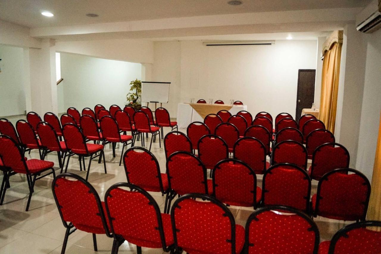 Hotel Arawak Upar فاليدوبار المظهر الخارجي الصورة